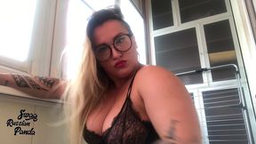 tampon fetish twerk and ass shake