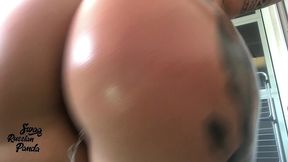tampon fetish twerk and ass shake