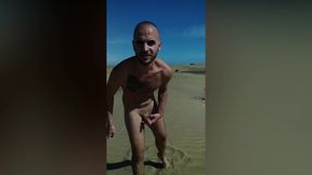 Jerking off in the dunes