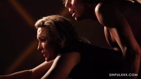 Sinfulxxx's First Class Challenge 3 - Hot Milf's Big Backside Gets Licked