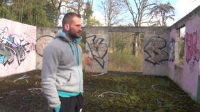 Miek fucked outdoor in cruising by young arab straight