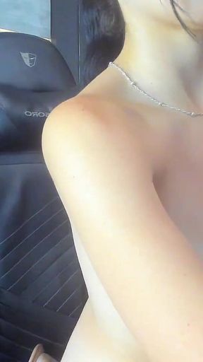 When I'm at Home I Like to Look for Men via Chat so They Can Fuck Me