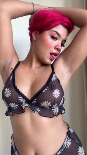 Amateur teen teases on OnlyFans with her friends