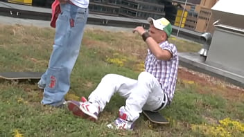 German Skater twinks in rough fucking and sniffing on the roof