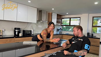 Sexy MILF with big ass turns hot and wants to get anal fucking with her sister husband - Salome Gil