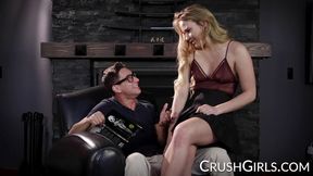 Crush Girls - Petite blonde pornstar Alyssa Cole fucking her teacher