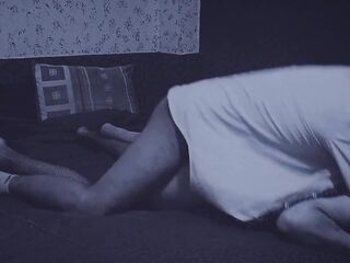 Femboy humillado y dominado, aprendiendo a complacer a su dueño con devoción