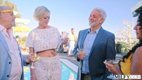 MILFY Cock-hungry socialite Dee fucks server at house party
