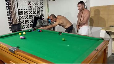 Eu e o Sr Carmona jogando a bola no buraco juntos. Podemos fazer isso com voc&ecirc_ tamb&eacute_m?