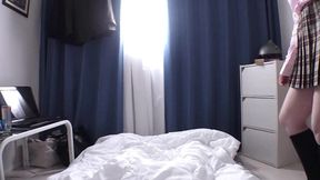 Beautiful girl wakes up to morning sex and blowjob