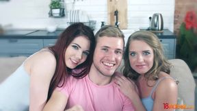 18 Videoz - Sofi Goldfinger - Fuck-loving teens share cock
