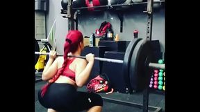 windygirk youtuber entrena su culo