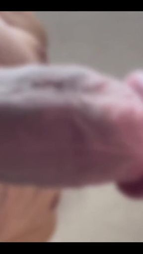 5744534