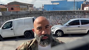 Cheguei do quartel e a safada estava preparando almoço,dei pau na bucetinha dela