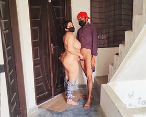 Desi bhabi fucked by dever