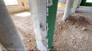 พ่อทหารเจ้าของอวัยวะเพศขนาดมหึมา กระแทกเด็กหนุ่มชาวรัสเซียตัวเล็กๆ อย่างแรงโดยไม่สวมถุงยางอนามัย