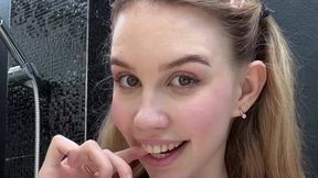 Social Media Model @MollyJoi @Showing Boobs & #Nude #Brunette #Petite #Solo gratis hot film | Tik.Porn