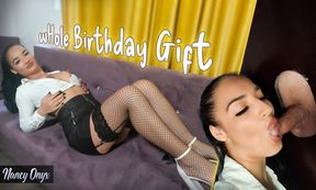 wHole Birthday Gift - Nancy Onyx