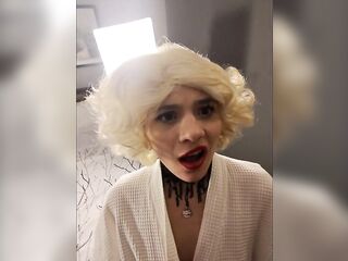 Chloe Knox Rocks a Rocker (Mr. J. Dynamite)