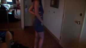 amateur brunette mia gold makes first home video