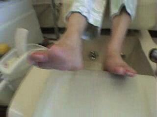 Mature Asian feet