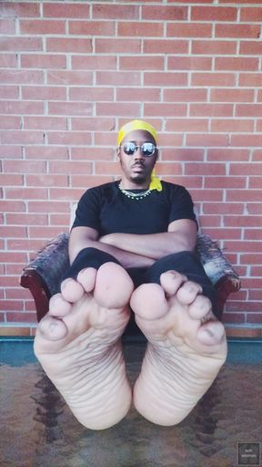 Moving male soles and toes (2026)