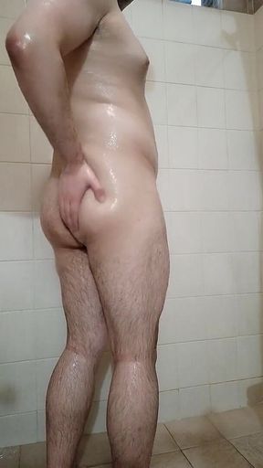 Beefy Stud Takes a Shower After His Workout