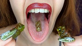 Giantess Gwen Licks and Sucks Gummy Bears Clean