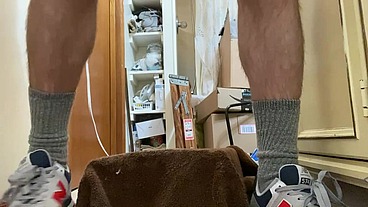 EastTNguy22 fisting anal stretching with huge plug and mr Hankeys atlas xxxl