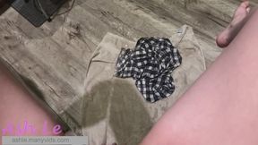 Huge Pee from my kitchen counter (49)