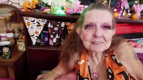 Sexy Sandra Halloween ATM Facial