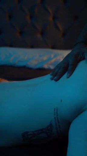 Sexy PAWG Scarlett Gets Pounded by BBC