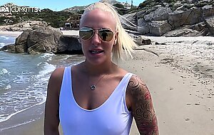 Lara-cumkitten, fremdfick im badeanzug, strand quicki