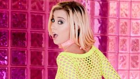 Blonde Haley Reed likes hardcore anal pound so freaking much