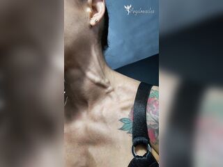 Pumped veins by Angelmuscles