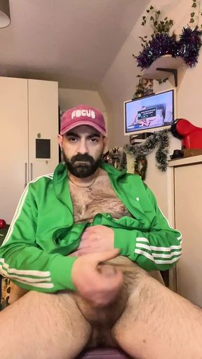 Green sweatshirt but no underwear