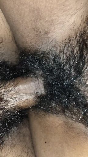 Desi Bhabhi's ass hit   Clip 1