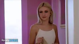 Realityjunkies - she gives her bestie’s grandpa a massage and a wet, crazy bang to go with it