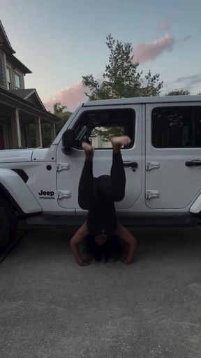 Jeep Stunt