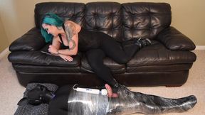 Mummified Puppy Gets Milked By Mistress In Femdom Hitachi Torture