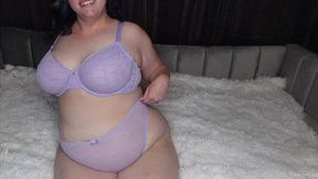 BBW Seduces You in Secret