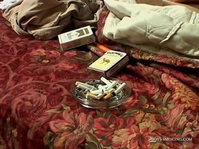 Devon & Hoyt Bareback Smoke Sex!