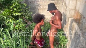 Met My Street Crush for a Little Quicky Outdoor Which He Obliged and Gladly Took My Cum on His Face