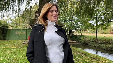 Lorsque Rose, 22ans, se sent sexy, elle est inarrêtable !