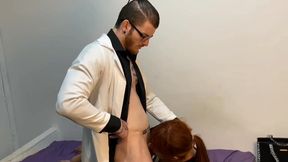 doutor carmona ajuda paciente a desentopir sua garganta. livinha marine1