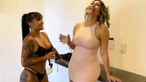 Colombian MILF Monique Fuentes scissored by Mariana Martix