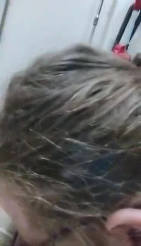 Fat BBW piggy eating burger off the floor hands-free