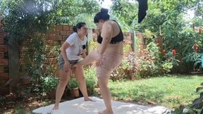 pussy in mush - Ballbusting