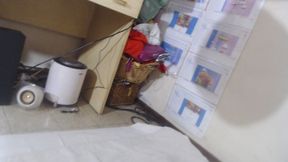 Pee Sucked Directly From Pantyhose