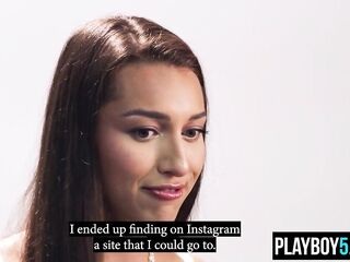 Pleasure pornstar mother I'd like to fuck Bella Rolland cums during a close up masturbation